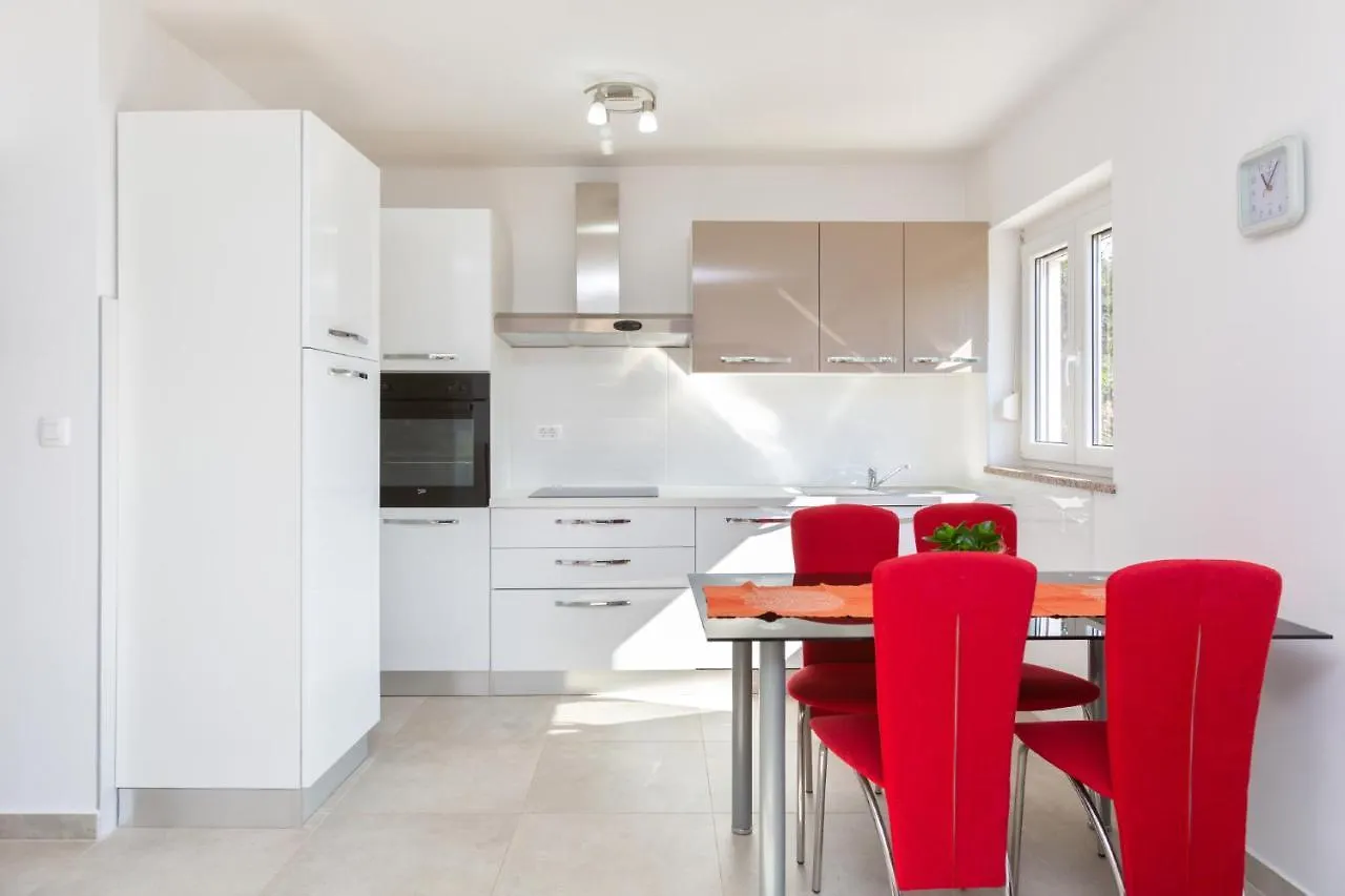Alojzija Apartment Medulin